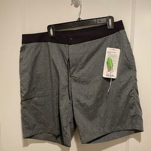 LULULEMON MENS COMMISSION SHORT 9* MESH